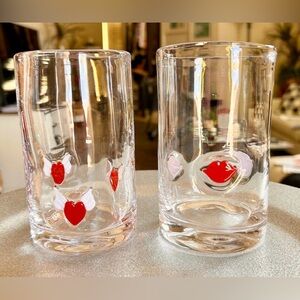 Anthropologie Glasses/Tumblers
❤️ Edition
1 Winged Heart
1 Dupe Kiss Lips